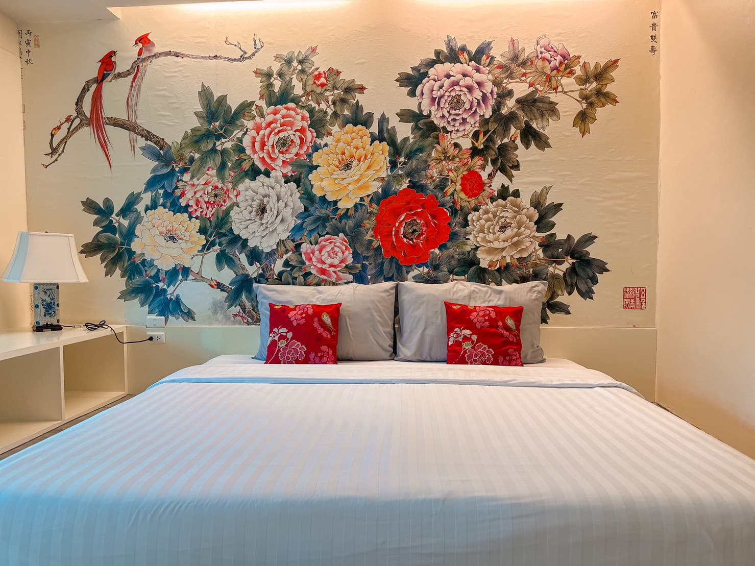Deluxe Room at Sino House Phuket 3