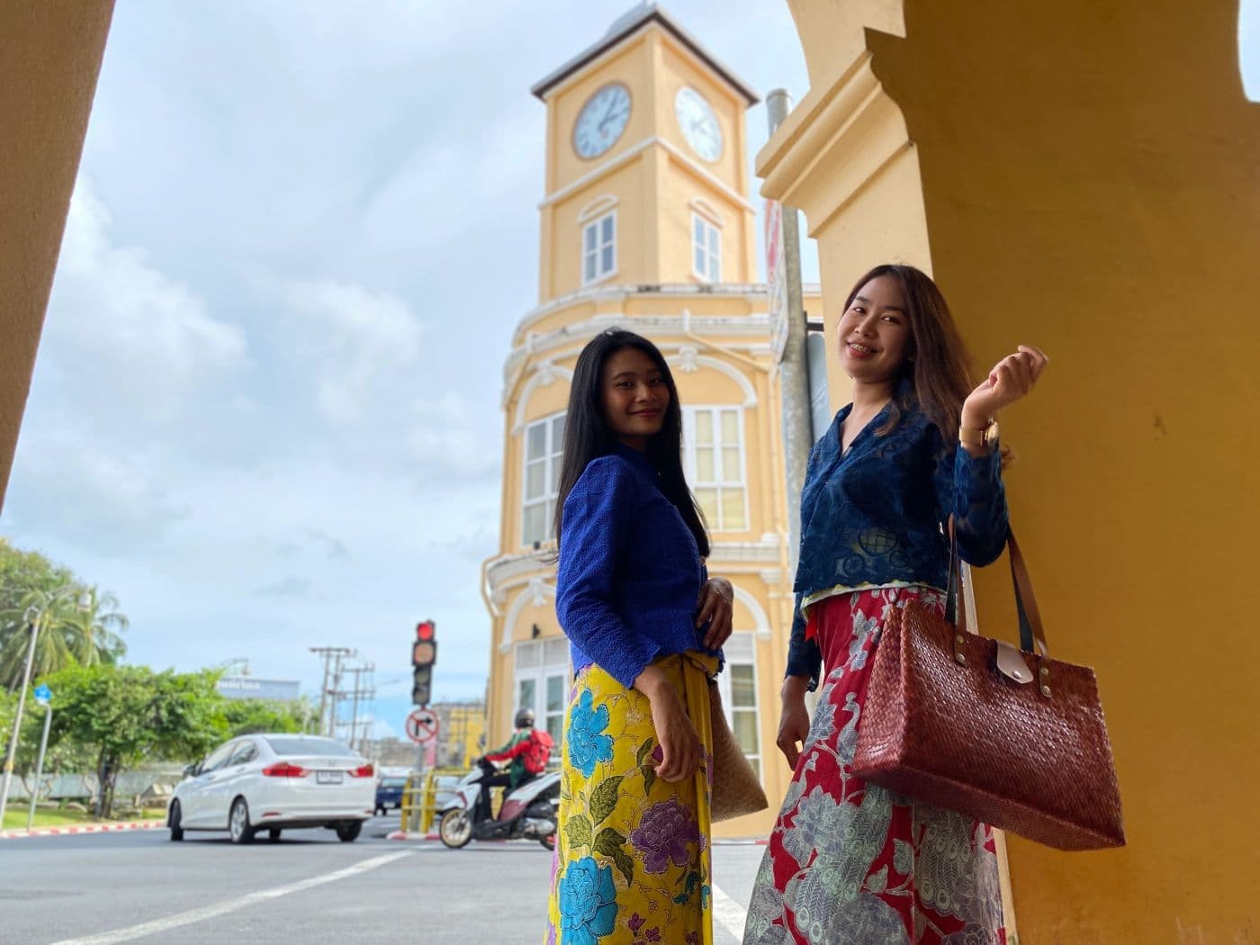 Phuket Town vs Beach Area - Sino House Phuket